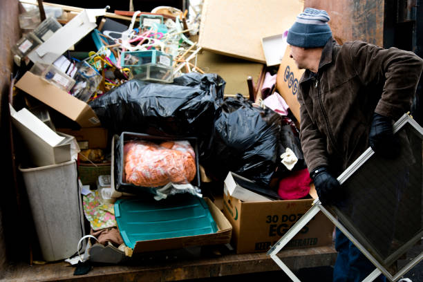 Best Basement Cleanout  in Cascade, IA